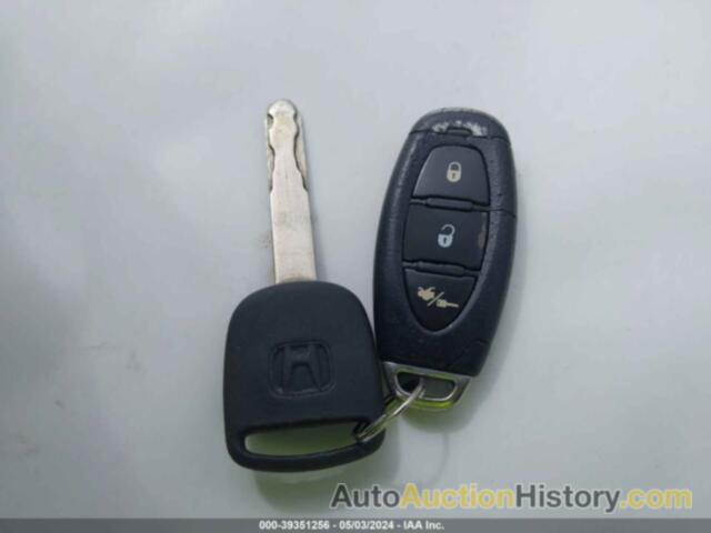 HONDA FIT, JHMGE8H25AS013092