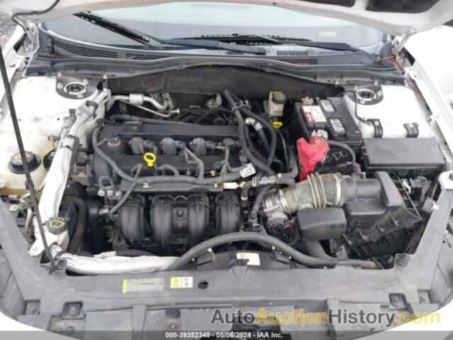 FORD FUSION S, 3FAHP0GA8CR141454