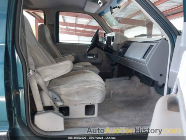 CHEVROLET SUBURBAN K2500, 1GNGK26N6NJ325820