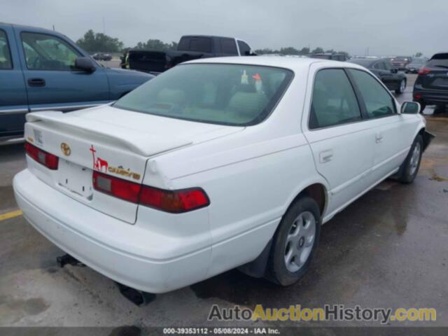 TOYOTA CAMRY CE/LE/XLE, 4T1BG22K9VU780249