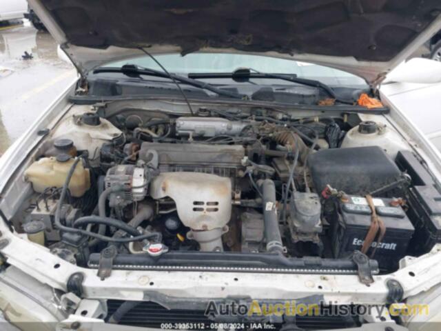 TOYOTA CAMRY CE/LE/XLE, 4T1BG22K9VU780249