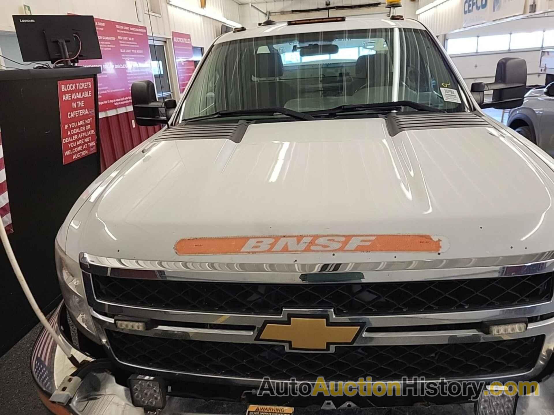 CHEVROLET SILVERADO 2500HD WORK TRUCK, 1GC2KVCGXDZ207134