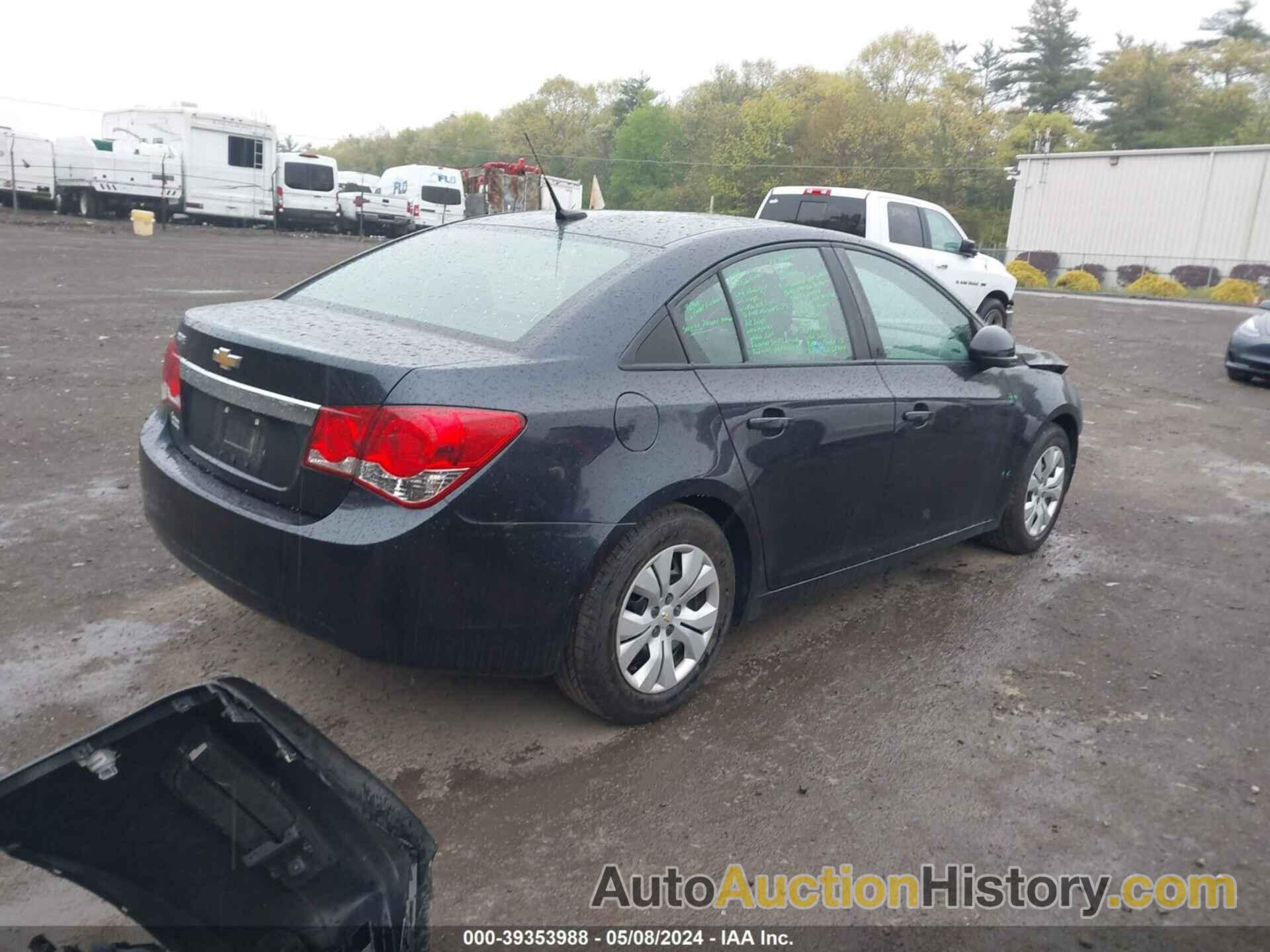 CHEVROLET CRUZE LS, 1G1PA5SG5E7139065