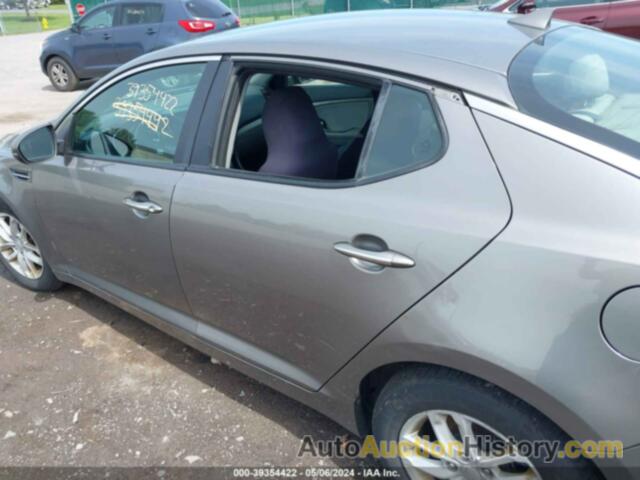 KIA OPTIMA LX, 5XXGM4A74DG237908