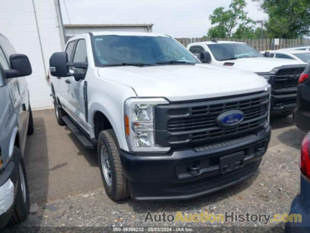 FORD F-250 XL, 1FT7W2BT0RED59025