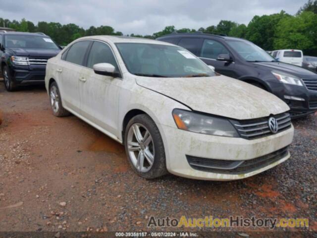 VOLKSWAGEN PASSAT SE, 1VWBT7A37EC097203