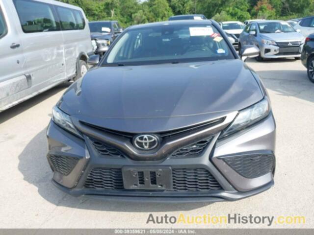 TOYOTA CAMRY SE, 4T1G11AKXNU643825