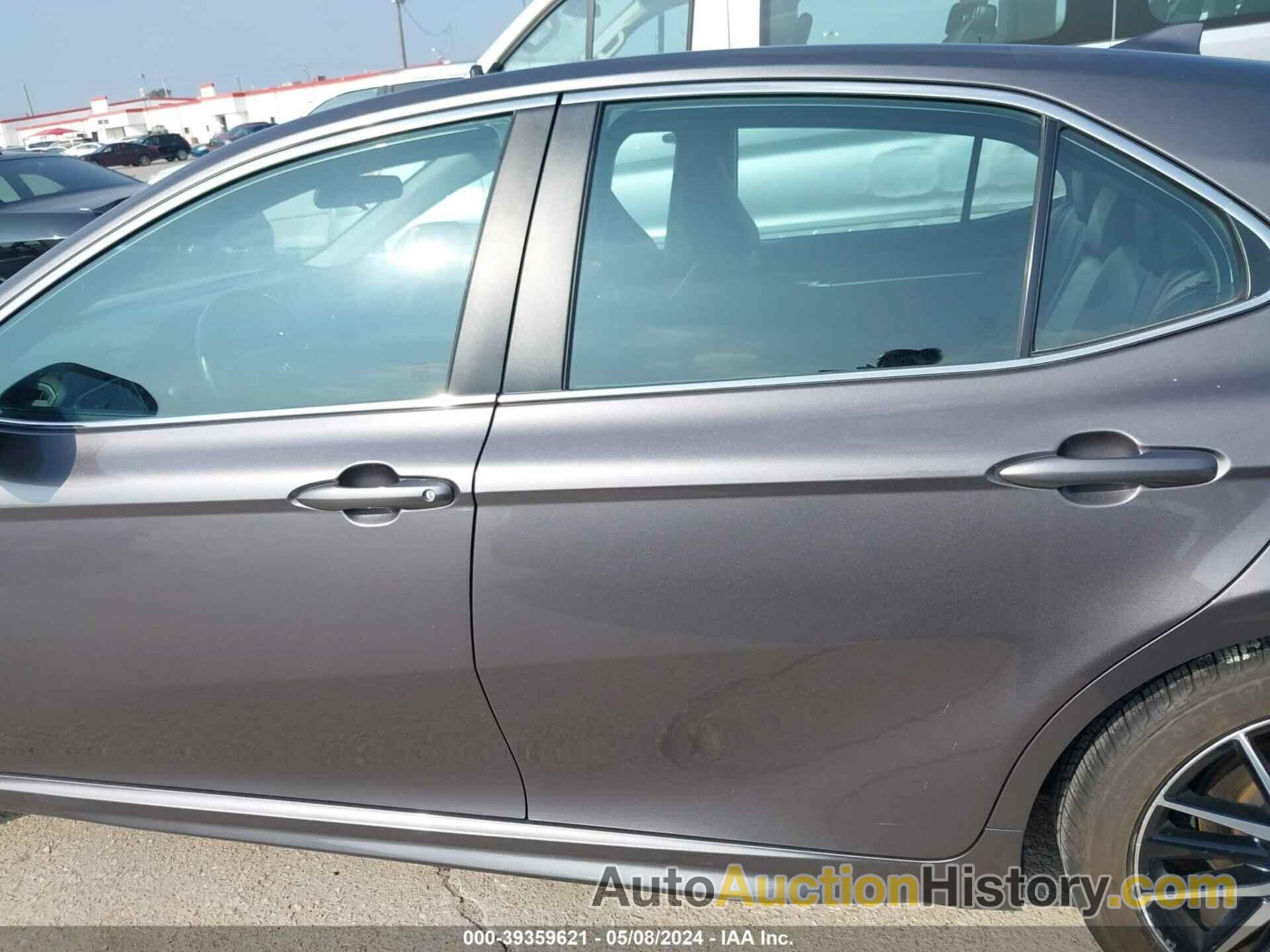 TOYOTA CAMRY SE/SE NIGHT SHADE, 4T1G11AKXNU643825