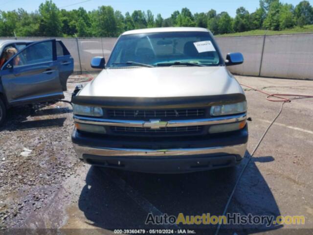 CHEVROLET SILVERADO 1500 LS, 1GCEC19V0YZ211773