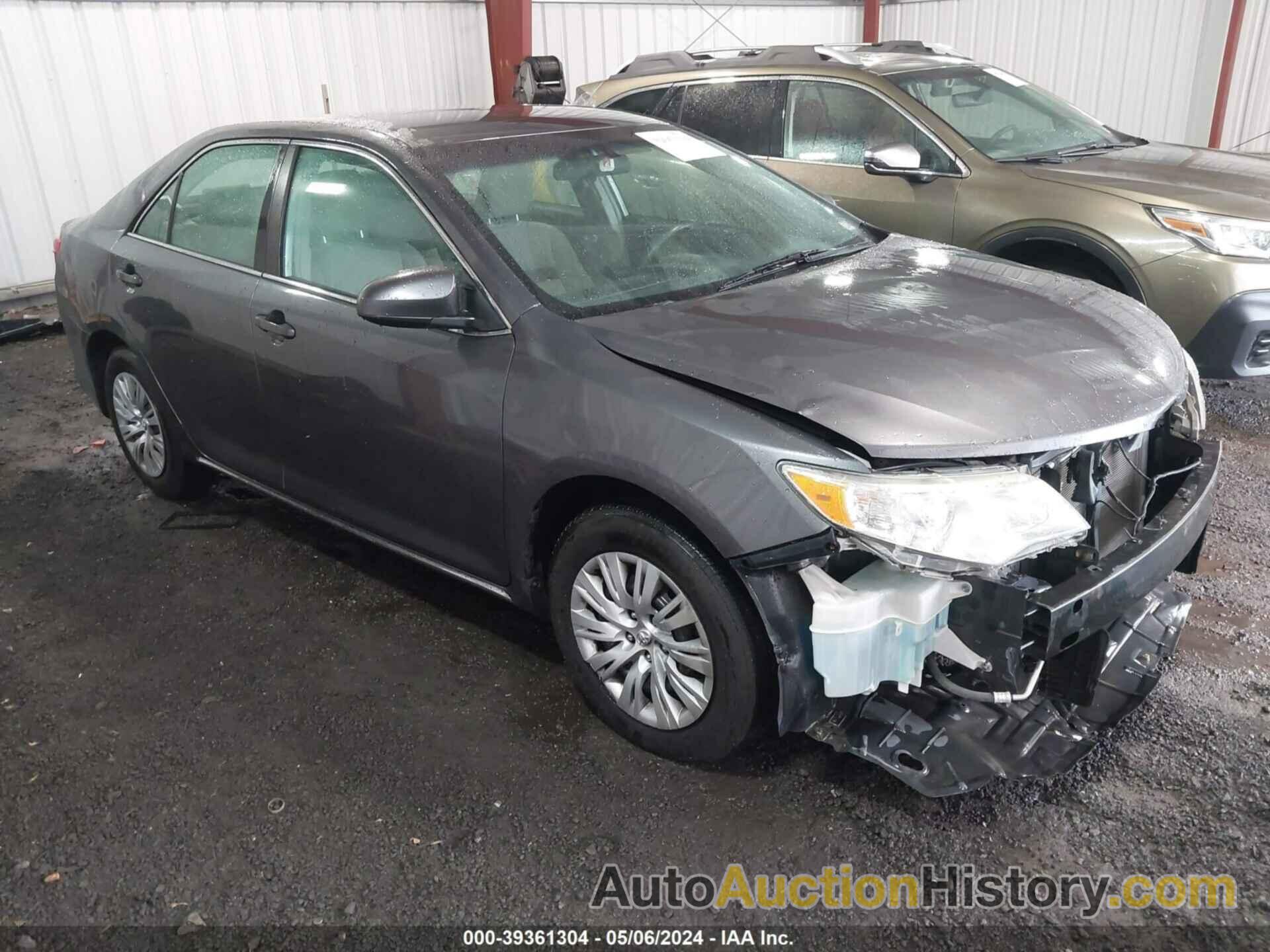 TOYOTA CAMRY LE, 4T1BF1FK1CU133137