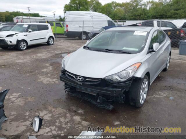 HYUNDAI ELANTRA LIMITED, KMHDH4AE3DU886949