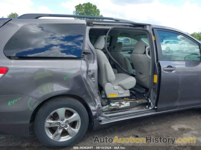 TOYOTA SIENNA LE, 5TDKK3DC8ES521626