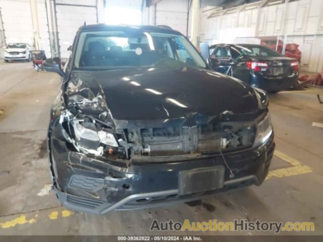 VOLKSWAGEN TIGUAN S, 3VV0B7AX1KM135049