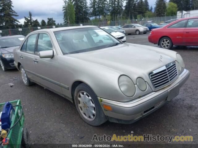 MERCEDES-BENZ E 300D, WDBJF20F3TJ012773