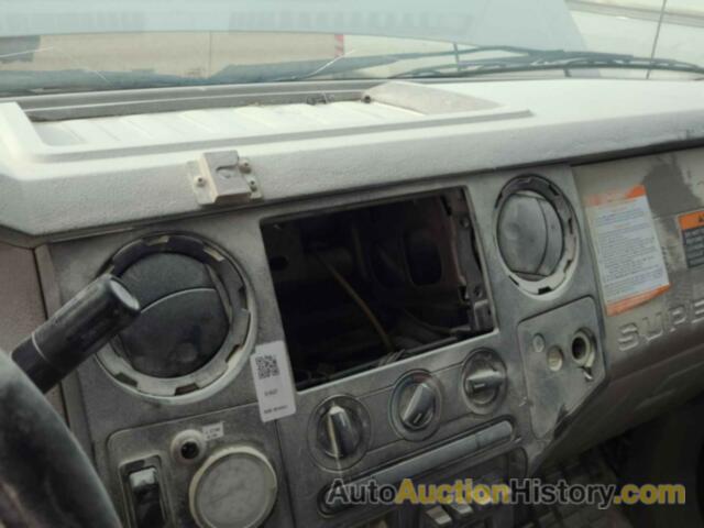 FORD F-550 CHASSIS LARIAT/XL/XLT, 1FDAX5HR6AEA72868