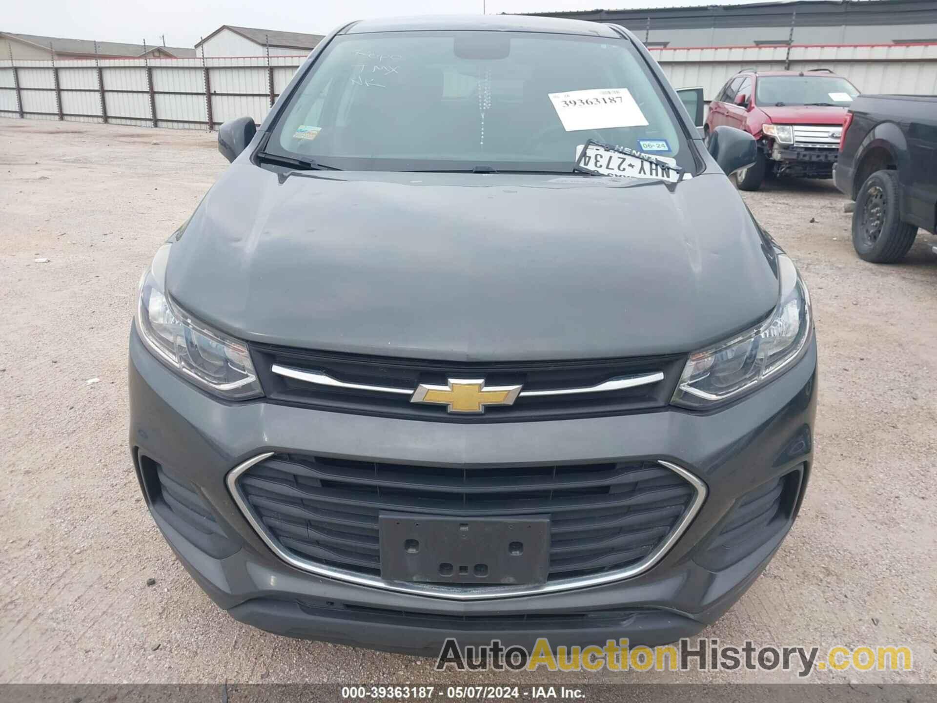 CHEVROLET TRAX FWD LS, 3GNCJKSB5LL229020