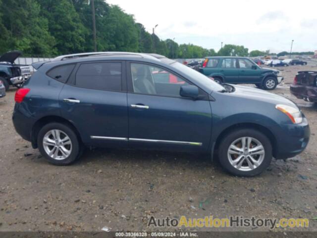 NISSAN ROGUE SV, JN8AS5MT1CW604369