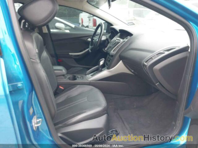 FORD FOCUS SE, 1FADP3K21EL129373