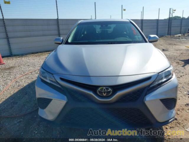 TOYOTA CAMRY SE, 4T1B11HK9JU643471