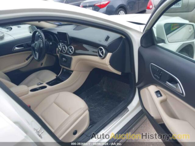 MERCEDES-BENZ GLA 250, WDCTG4EB2FJ165779