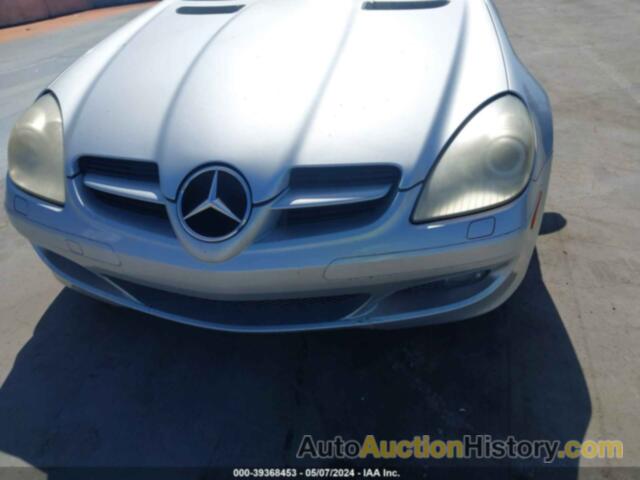 MERCEDES-BENZ SLK 350, WDBWK56F15F050681