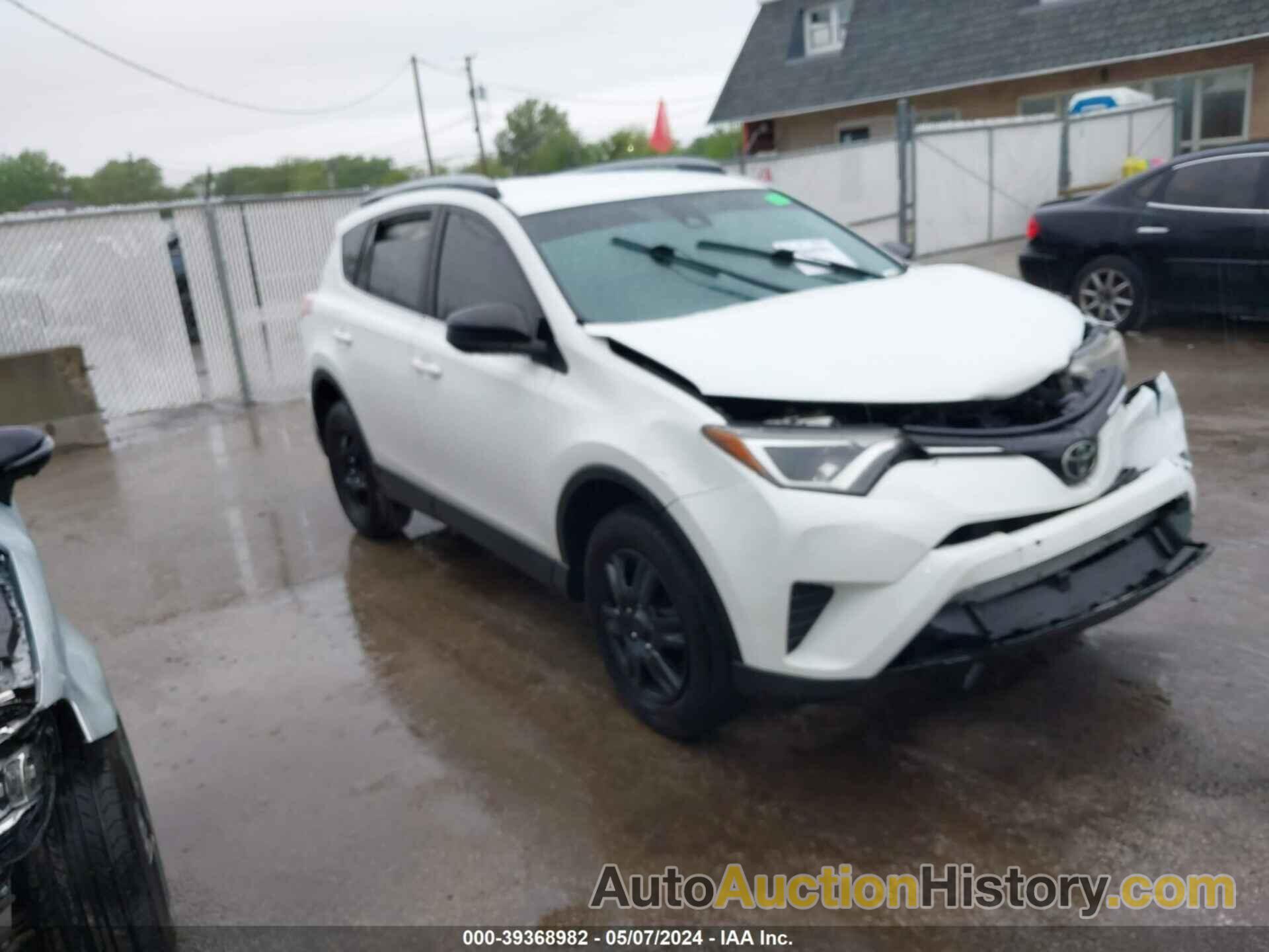 TOYOTA RAV4 LE, JTMZFREV7JJ733981