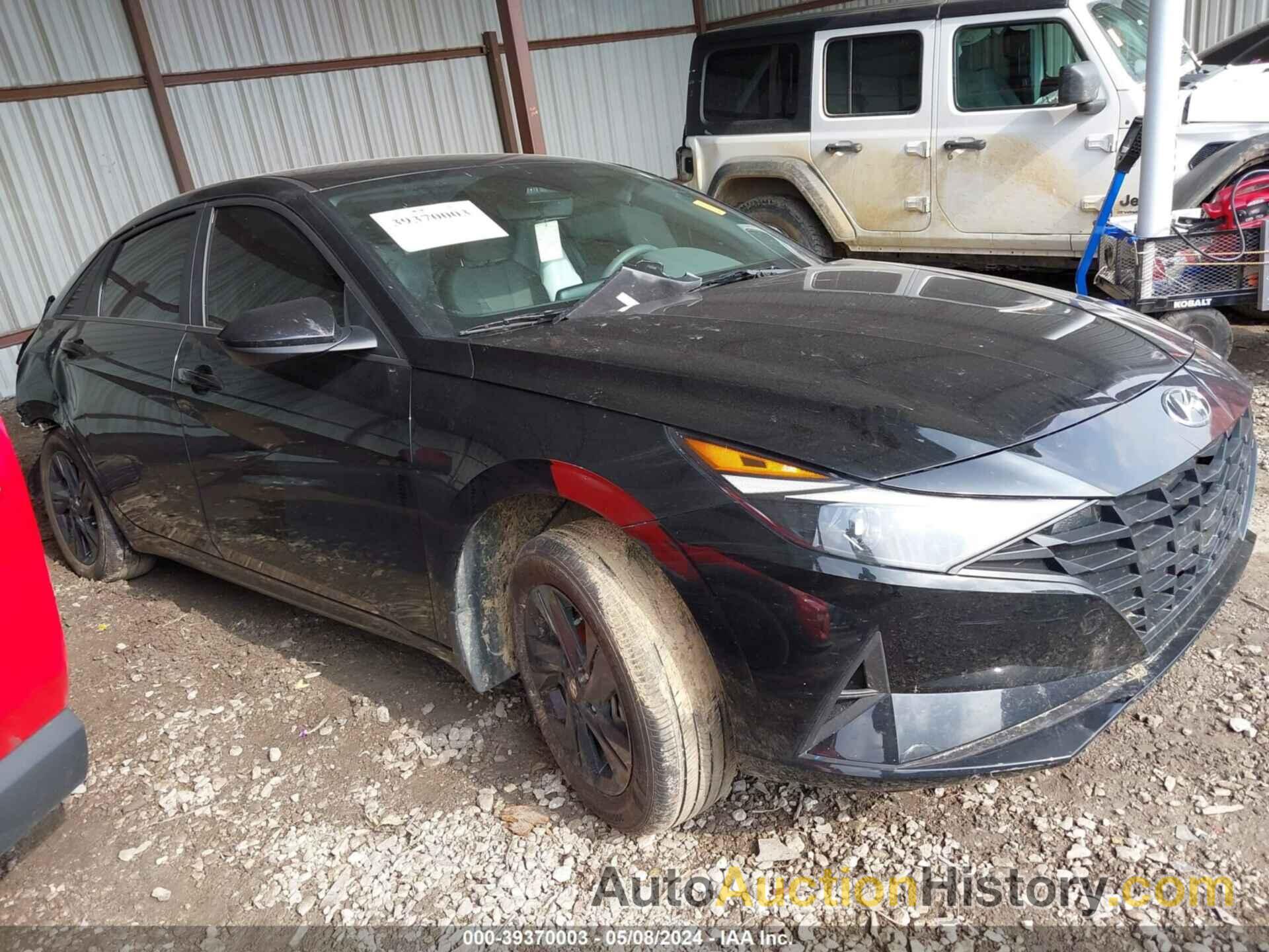 HYUNDAI ELANTRA SEL, KMHLM4AG8PU449333