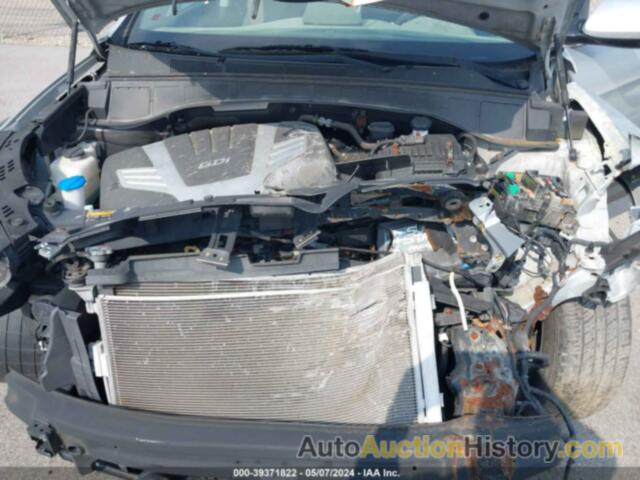 HYUNDAI SANTA FE SE, KM8SM4HF8HU235940