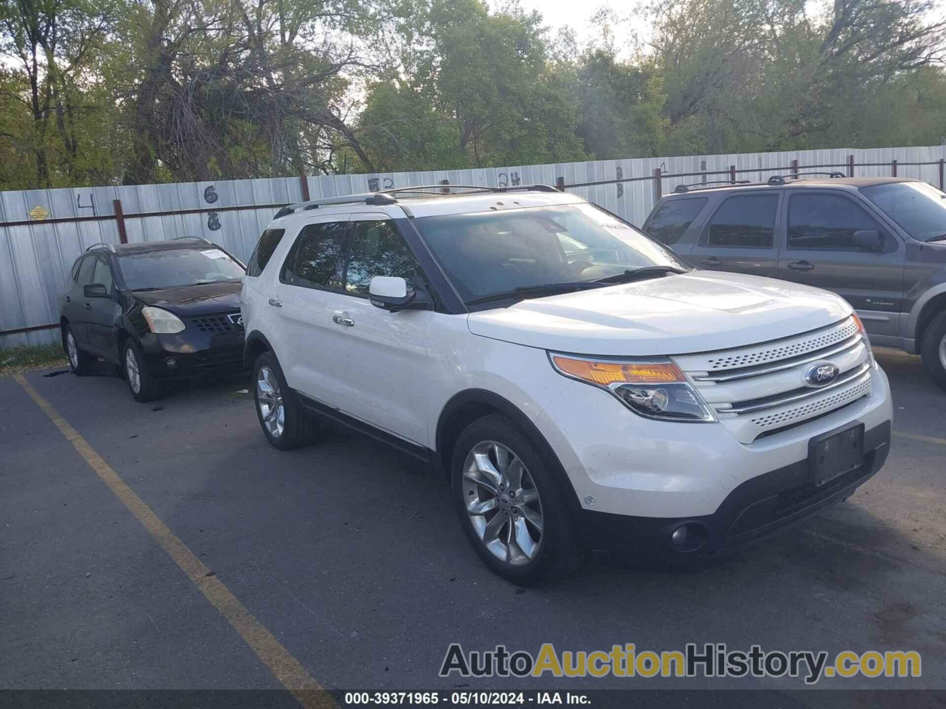 FORD EXPLORER LIMITED, 1FM5K8F88EGB12230