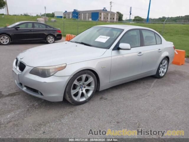 BMW 545 I, WBANB33554B113975