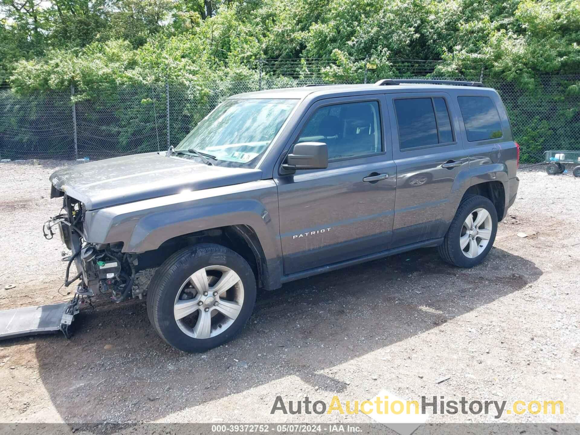 JEEP PATRIOT LATITUDE, 1C4NJRFB8GD596638