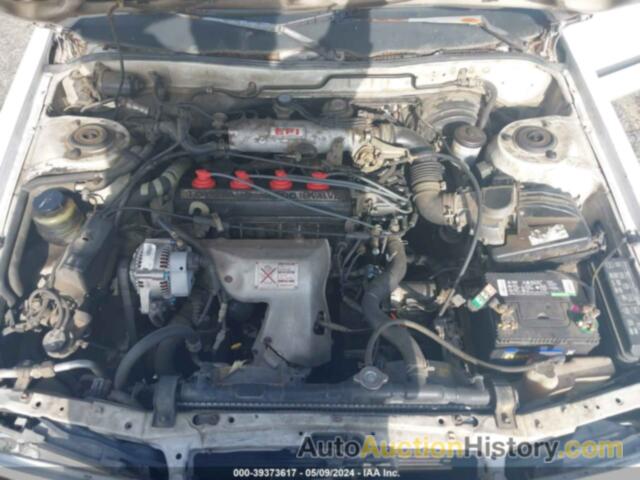 TOYOTA CAMRY DLX, JT2SV21E4K3383130