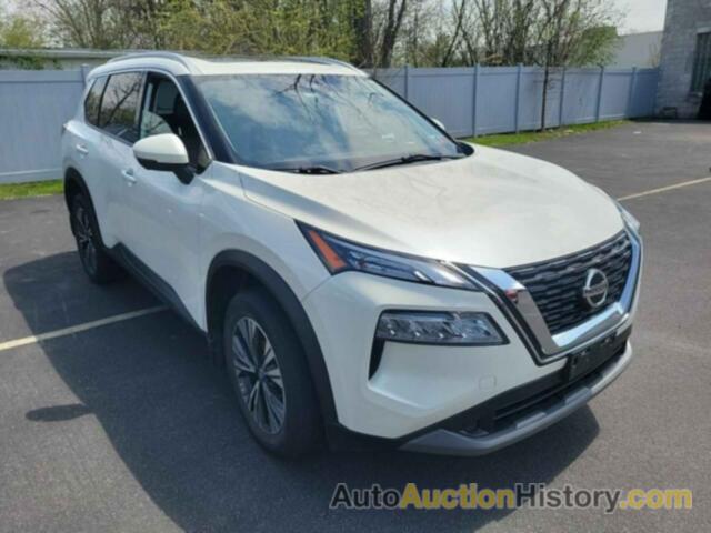 NISSAN ROGUE SV, JN8AT3BB5MW228613