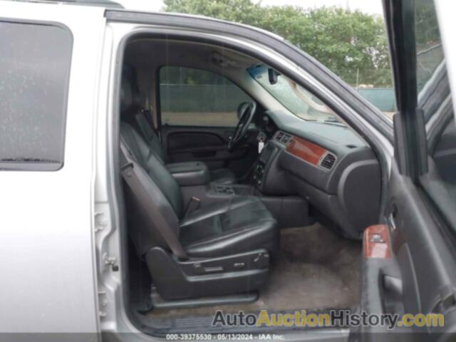 GMC YUKON XL K1500 SLT, 1GKUKKE35AR268893