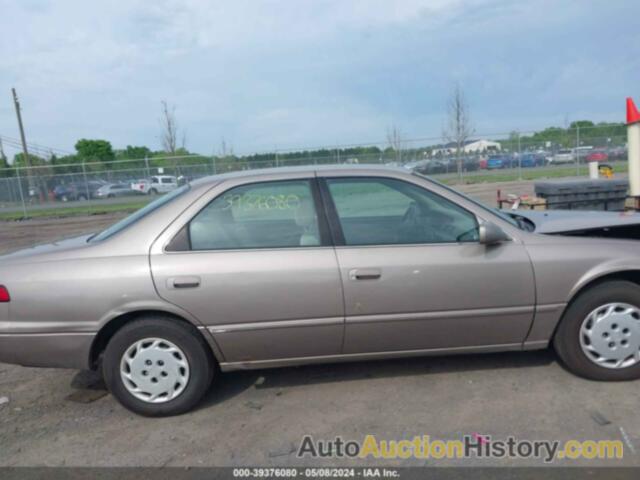 TOYOTA CAMRY CE/LE/XLE, 4T1BG22K1XU534265