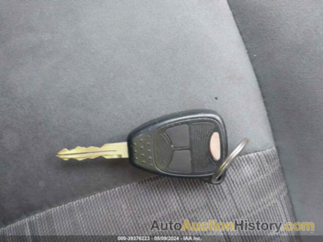 CHRYSLER PT CRUISER LX, 3A8FY48B78T132700