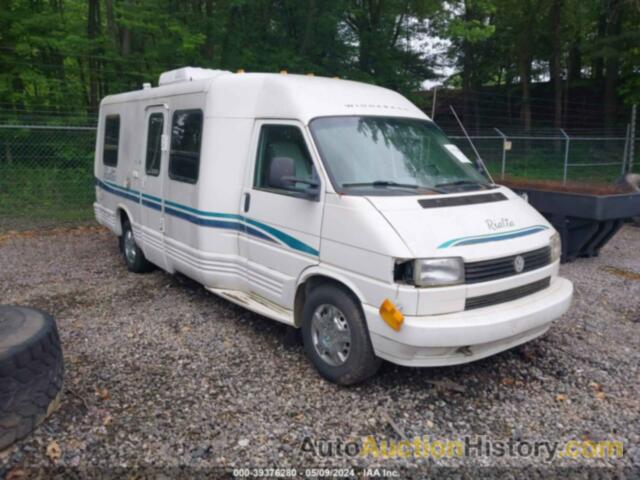 WINNEBAGO RIALTA MOTORHOME, 1WVAE0704TH024727