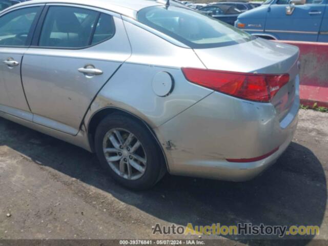 KIA OPTIMA LX, KNAGM4A70D5374877