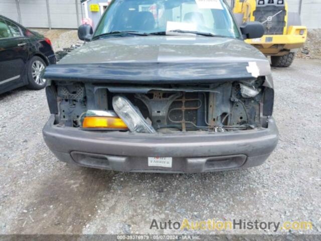 CHEVROLET S-10 LS FLEETSIDE, 1GCCS144XWK198965