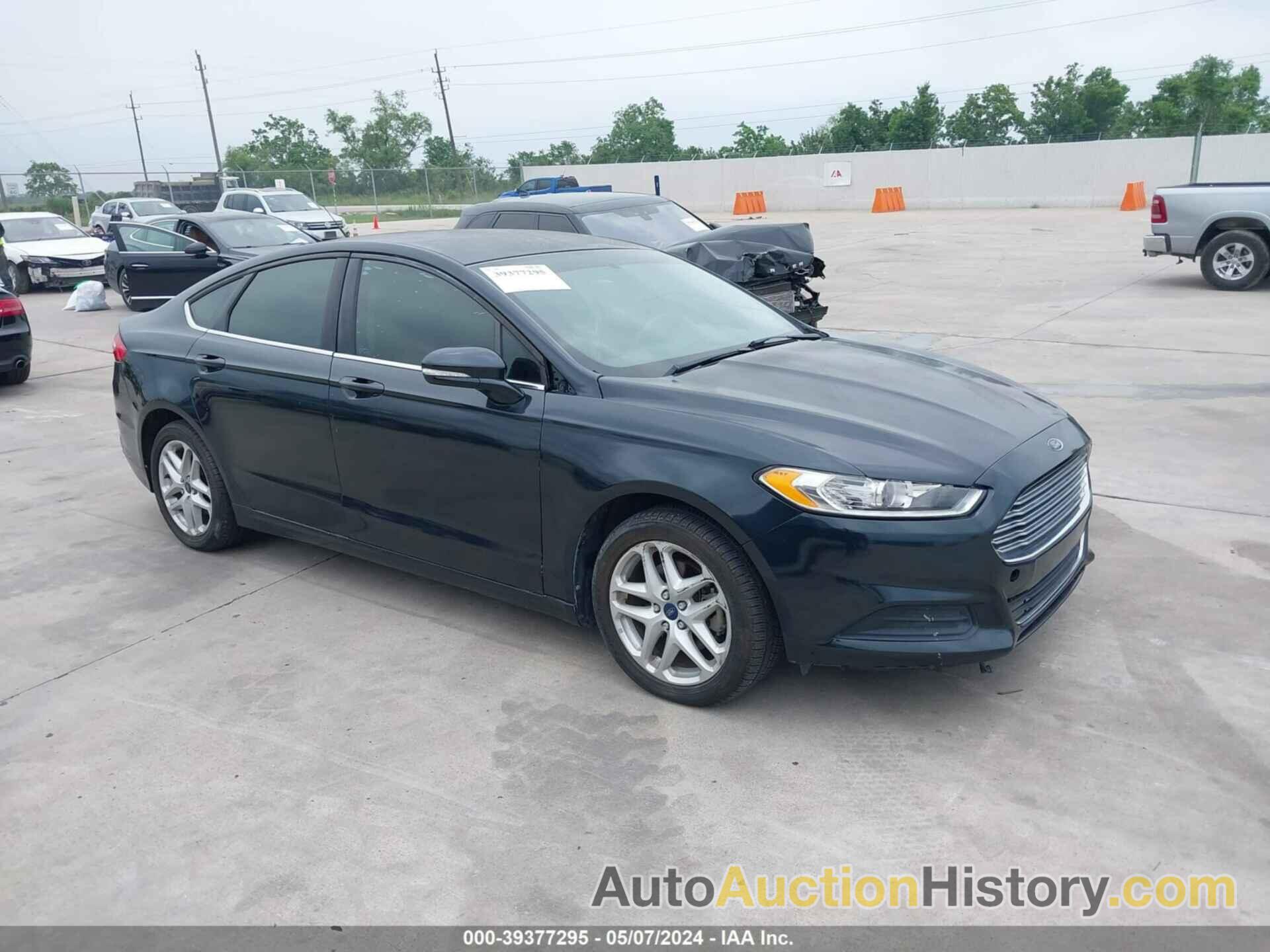 FORD FUSION SE, 3FA6P0H7XER321841