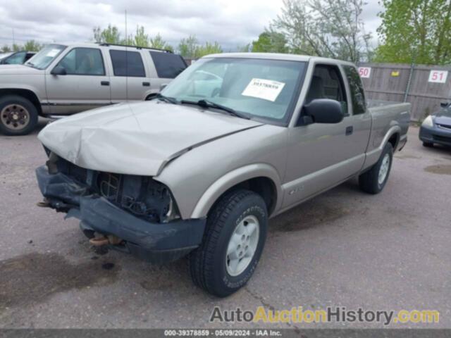 CHEVROLET S-10 LS, 1GCDT19W718183678