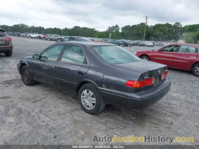 TOYOTA CAMRY LE, 4T1BG22K9YU950601