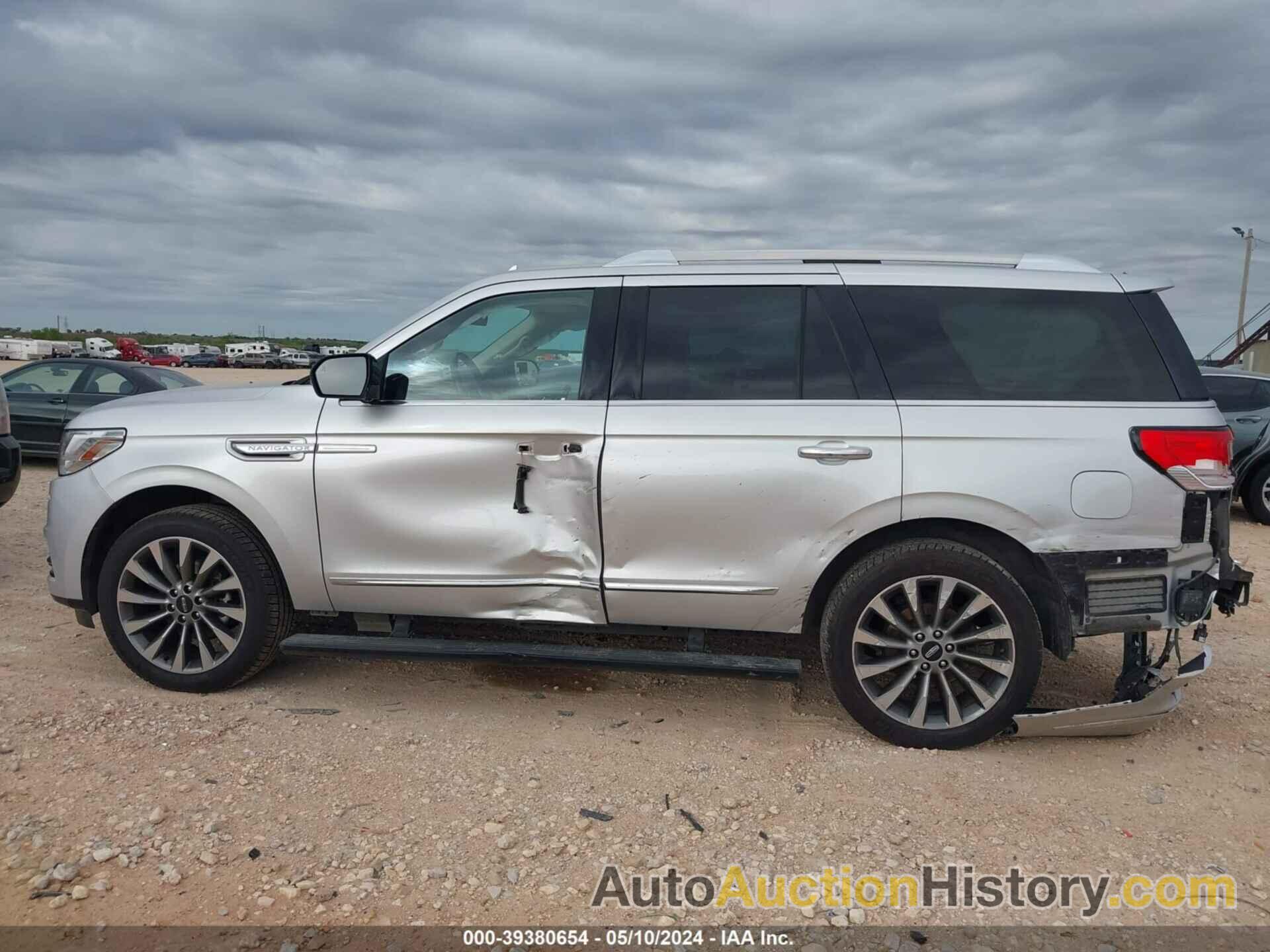 LINCOLN NAVIGATOR SELECT, 5LMJJ2HT0JEL11288