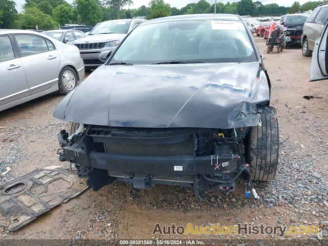 HYUNDAI ELANTRA LIMITED, KMHLP4AG9MU172694