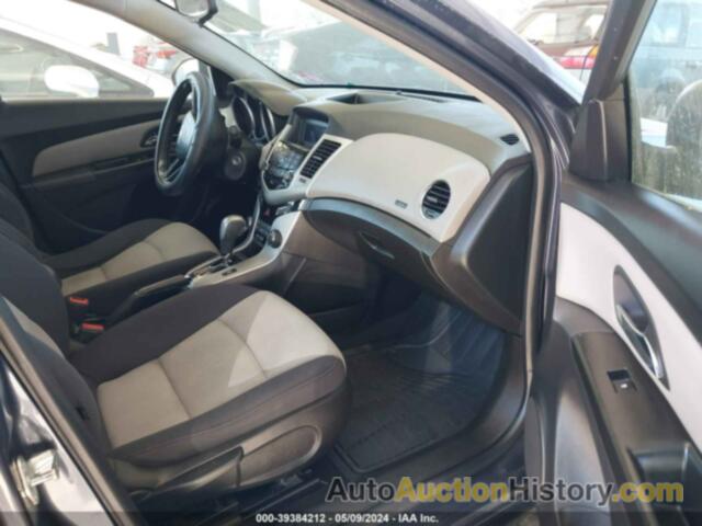 CHEVROLET CRUZE LS, 1G1PA5SG4D7241911