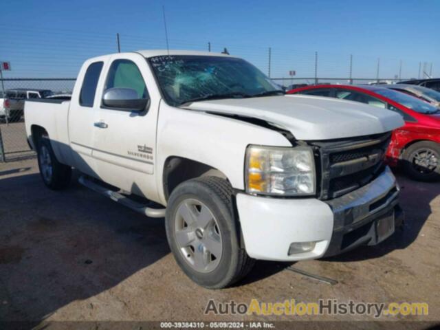 CHEVROLET SILVERADO C1500 LT, 1GCRCSE02BZ124160