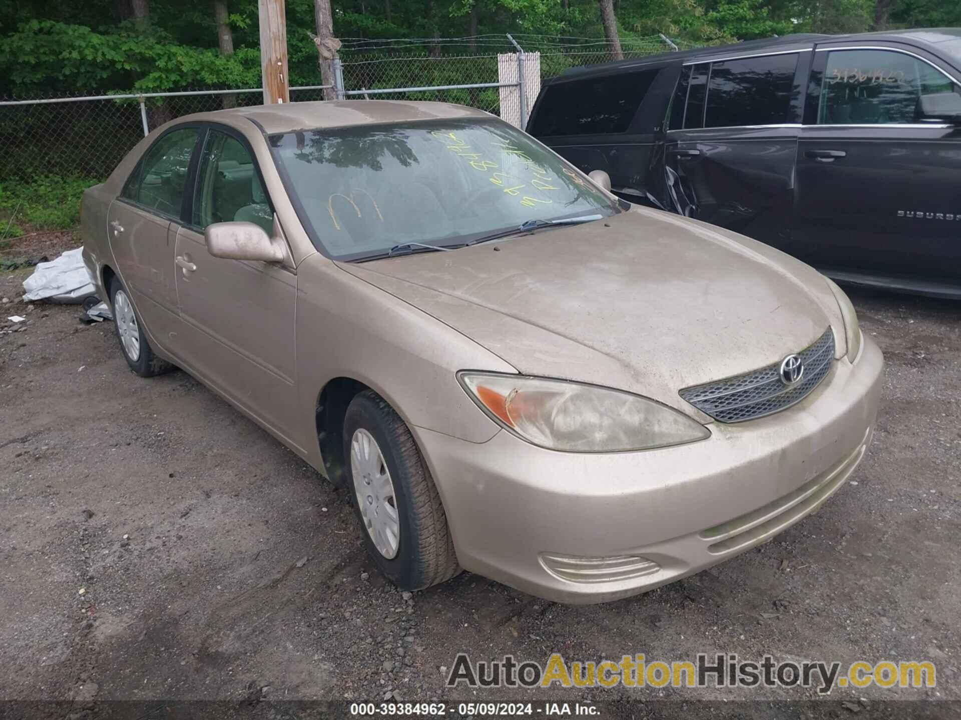 TOYOTA CAMRY LE, 4T1BE32K52U060051