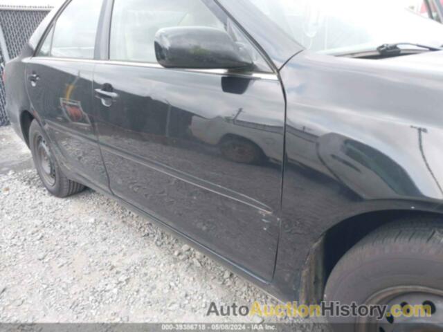 TOYOTA CAMRY LE, 4T1BE32K26U712985