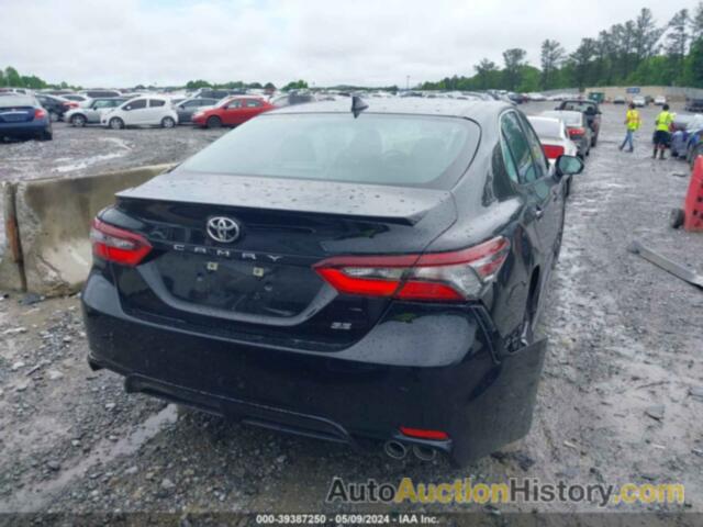 TOYOTA CAMRY SE, 4T1G11AK5RU249784