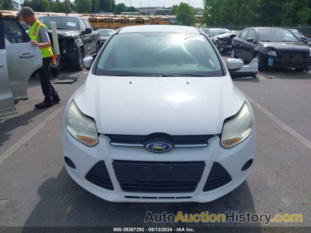 FORD FOCUS SE, 1FADP3F28EL282035